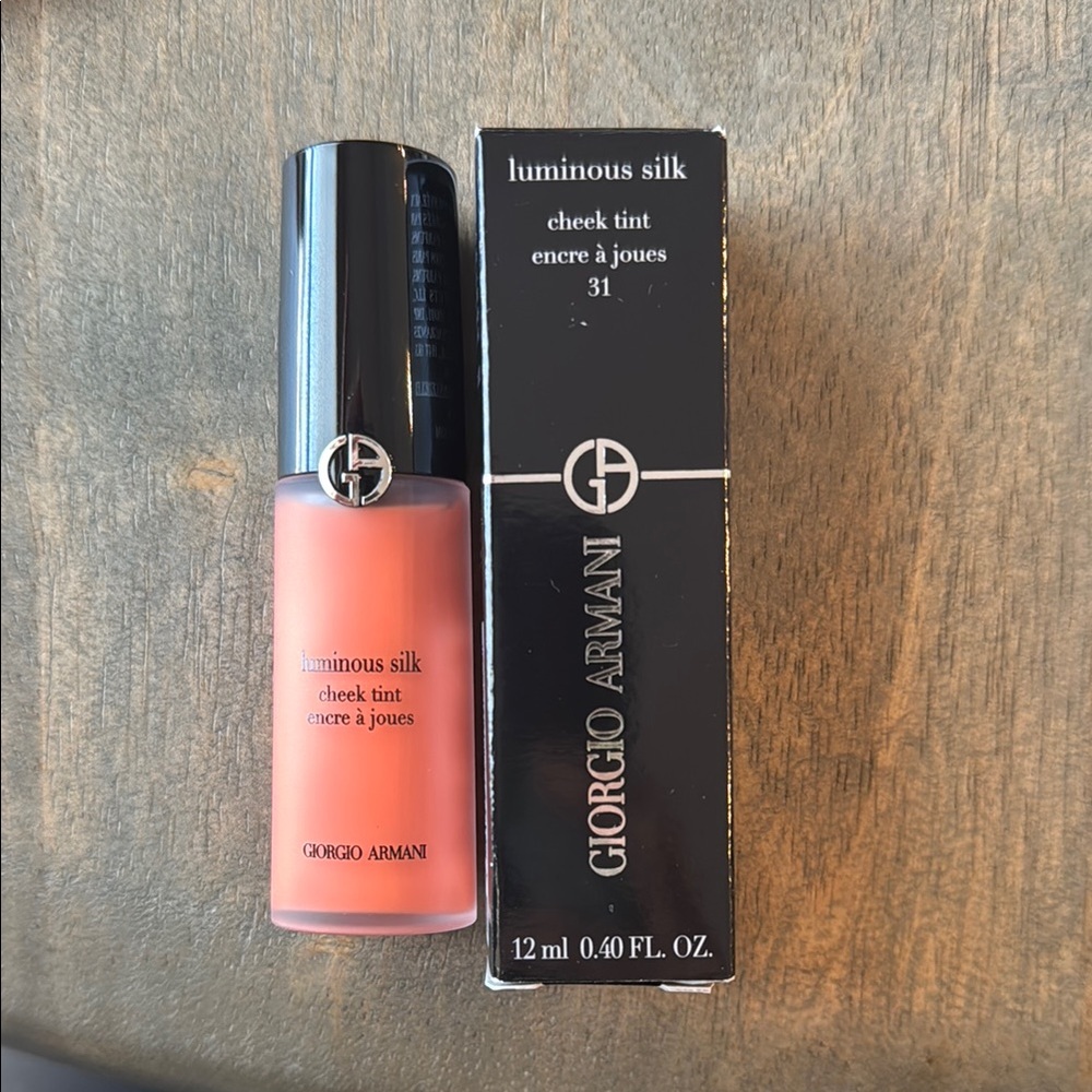 Giorgio Armani vividly coral cheek tint 31